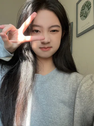 如何选择清洁泥膜来去除红血丝和黑头？