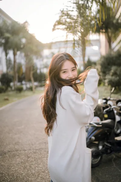 你知道斯佩德护手霜能给你的双手带来什么惊喜吗？