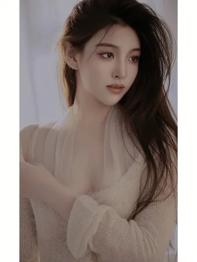 最佳护肤年龄：什么时候开始涂眼霜？