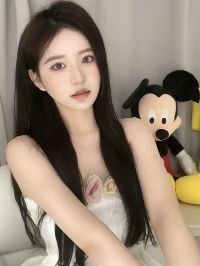 嫁接睫毛用啥技术? 嫁接睫毛用啥技术?