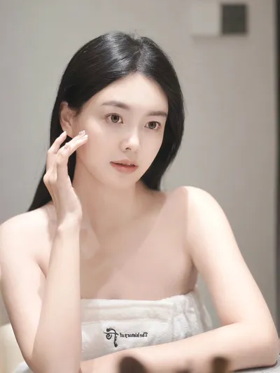 中性皮肤用美白精华油有效果吗? 中性皮肤用美白精华油有效果吗?