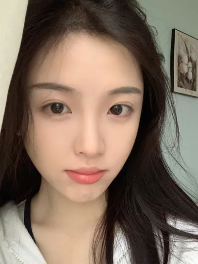 青春期少女可以用洗面奶吗? 青春期少女可以用洗面奶吗?