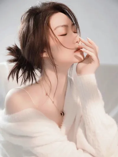 春夏身体乳女干燥起皮用什么？