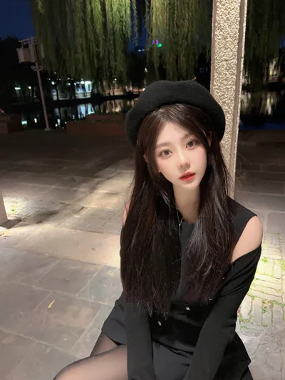 敷芦荟能直接擦脸吗？