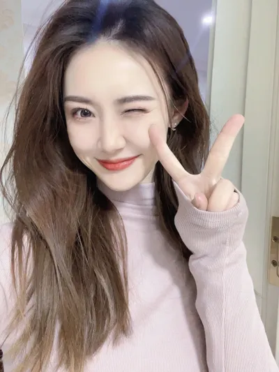 什么样的润手霜更能锁住水分,保持双手水润呢? 什么样的润手霜更能锁住水分,保持双手水润呢?