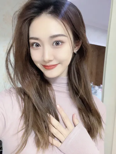 基础油精油适合干性皮肤吗 基础油精油适合干性皮肤吗