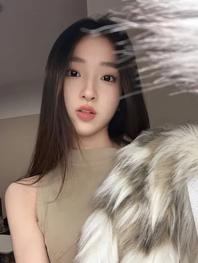 康王色素分解精华液厂家电话是多少？