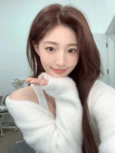 眼部啫喱是什么？和普通眼霜有啥区别？