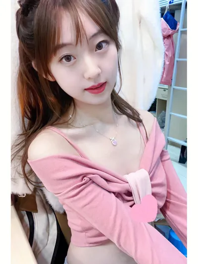 鼻子破了我还能用洗面奶和黑头清洁剂吗? 鼻子破了我还能用洗面奶和黑头清洁剂吗?