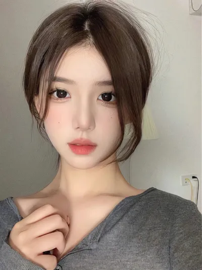 每天用眼膜还是眼霜，到底哪个更适合自己呢？