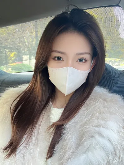 双抗选小白瓶还是珀莱雅？