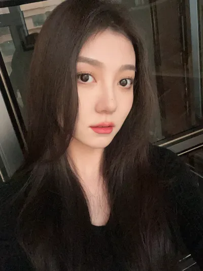 烫发会让皮肤暗沉显老吗？