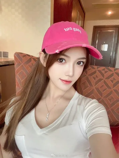 混干皮使用精华会导致皮肤过度滋养吗? 混干皮使用精华会导致皮肤过度滋养吗?