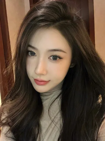 想问一下，抗老精华是不是对脸垮特别有效？
