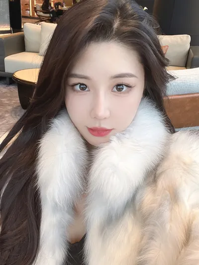 给我妈过年送什么眼霜好？