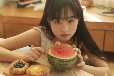 皮肤用透白精华能变白吗？