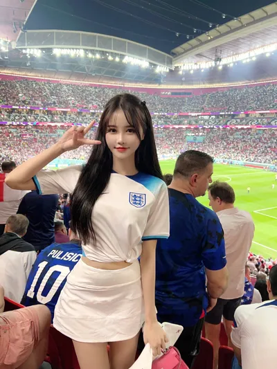 双眼皮拆线后恢复得快吗