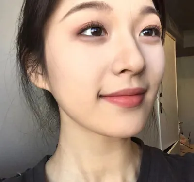 紧致抗老精华该怎么挑选才合适？