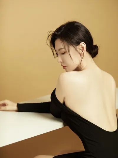 中性皮肤抗老用充盈精华合适吗？