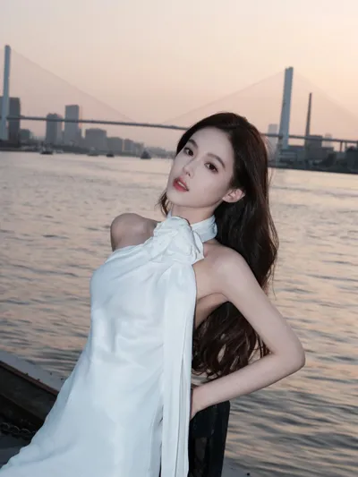 油皮用抗老精华坐飞机能托运吗？