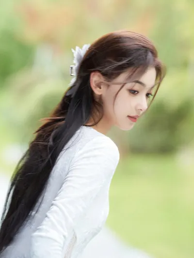 寻找能让眼周肌肤透亮的眼霜需要多少花费？