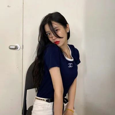 珀莱雅海洋水动力护肤套盒里的爽肤水粘稠吗？