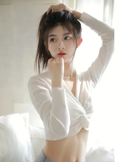 油皮用啥抗老精华好？千万别踩坑，否则脸毁啦！