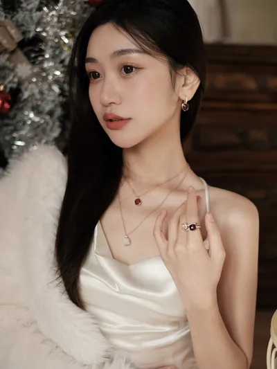 修护水是爽肤水的一种吗？