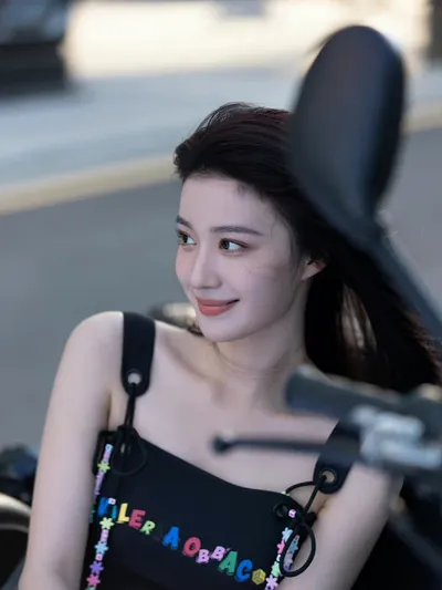 什么成分的眼霜紧致效果比较好？