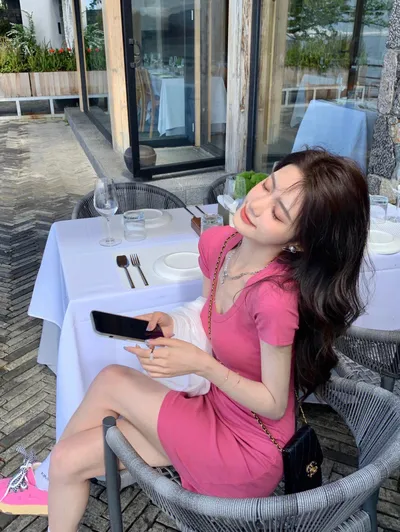 晚上补水是选晚霜还是芦荟胶? 晚上补水是选晚霜还是芦荟胶?