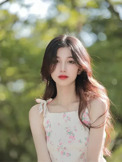 太阳穴填充用脂肪还是玻尿酸更好？