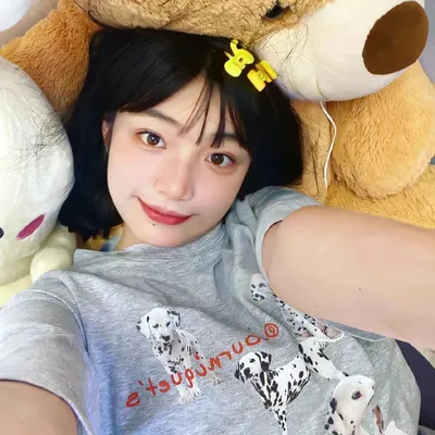 为什么眼部需要专门用抗皱眼霜来护理？