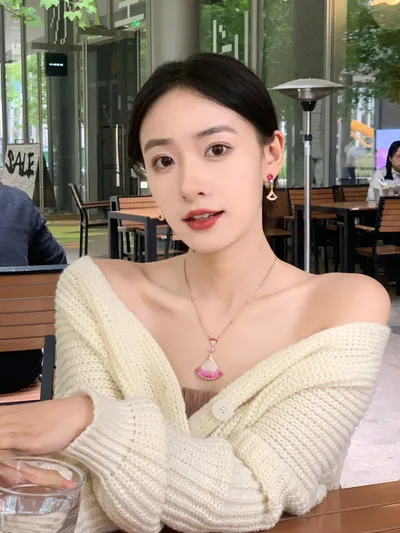 雅诗兰黛红石榴套装啥意思？看不懂？