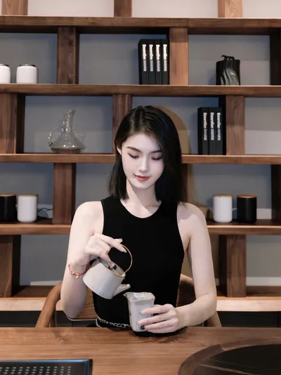 VC精华有没有颜色和味道？