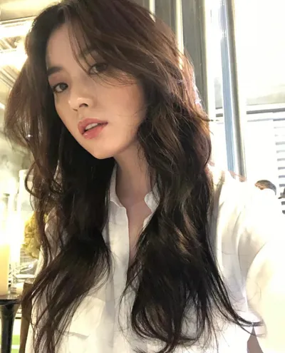 干性皮肤适合什么抗老精华