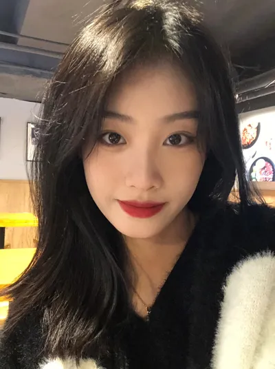 洗面奶后用牛奶洗脸行不行？