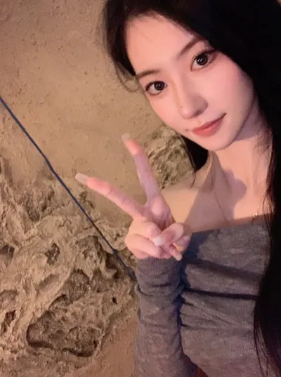 敏感肌高铁泛红能用急救退红精华吗？