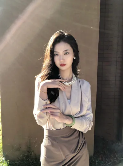 香水怎么用才能香久久？