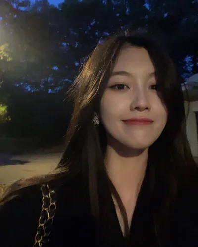 精华液啥时候用