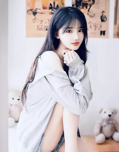 脸上小黑点咋回事？咋解决？