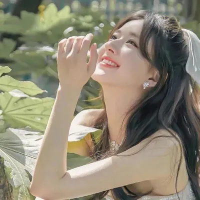 淡纹眼霜真能祛痘吗？一文带你了解真相！