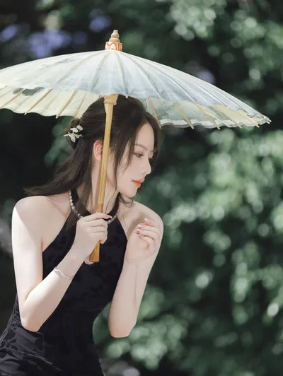 痘痘肌可以用精华膏吗？