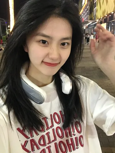 先用乳液还是精华？