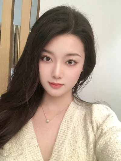 艾天然眼霜能修护肌肤吗？