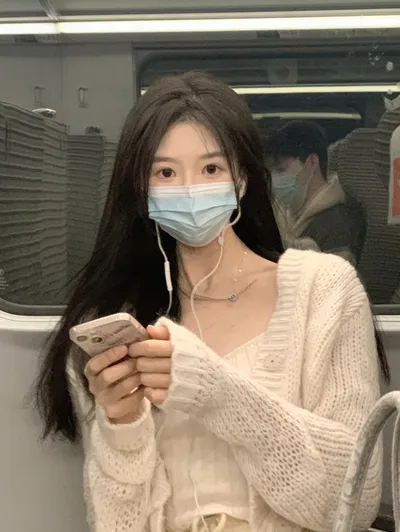 哪些眼霜补水效果杠杠的？