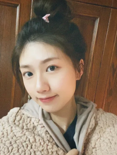 哪些眼霜没奇怪的气味啊，急需一款合适眼霜