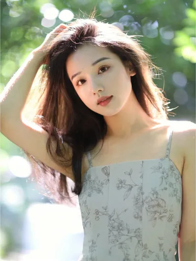 敏感皮肤适合用舒缓眼霜吗? 敏感皮肤适合用舒缓眼霜吗?