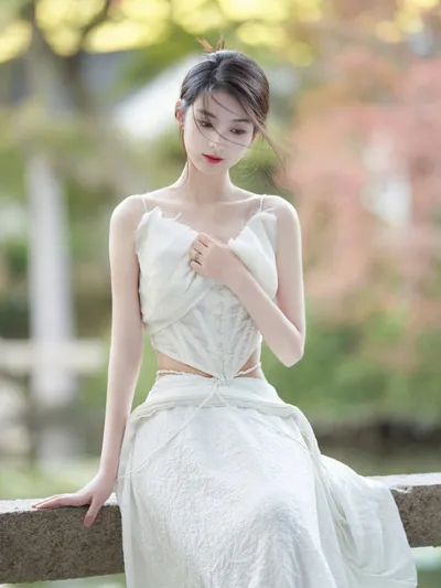 眼油和眼霜一起用，正确的顺序是什么？